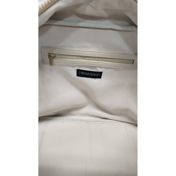 Cynthia Rowley Duffle Ivory Cream Fur Adjustable Removable Crossbody Strap - Picture 10 of 14